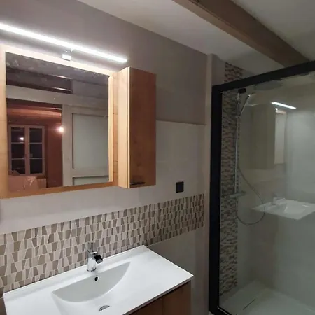 Nocleg ze śniadaniem D'hotes Le St Maurice 3*